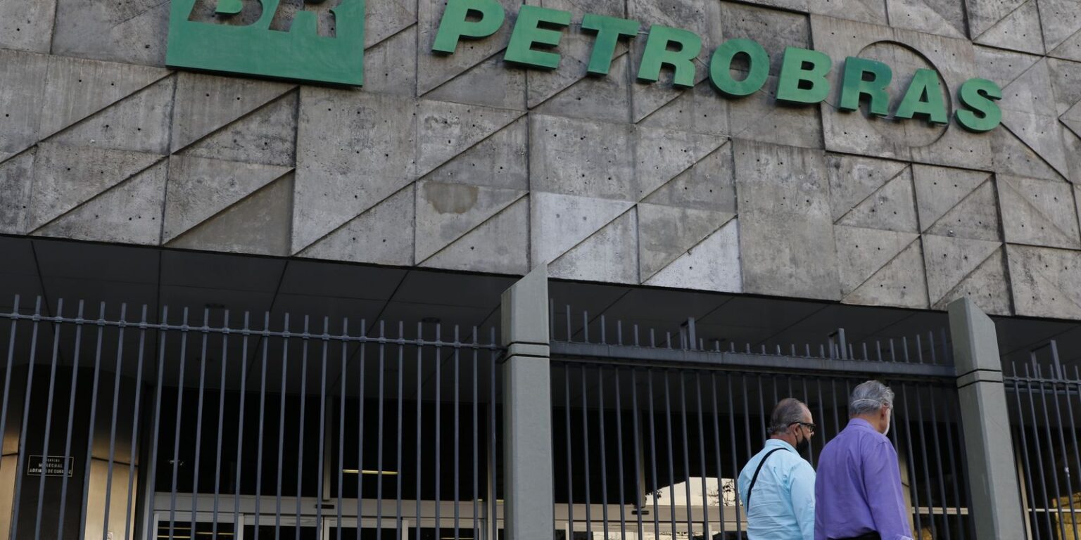 Petrobras Anuncia Lucro Líquido de R$ 110,6 Bilhões em 2025: Um Crescimento Surpreendente Petrobras Anuncia Lucro Líquido de R$ 110,6 Bilhões em 2025: Um Crescimento Surpreendente
