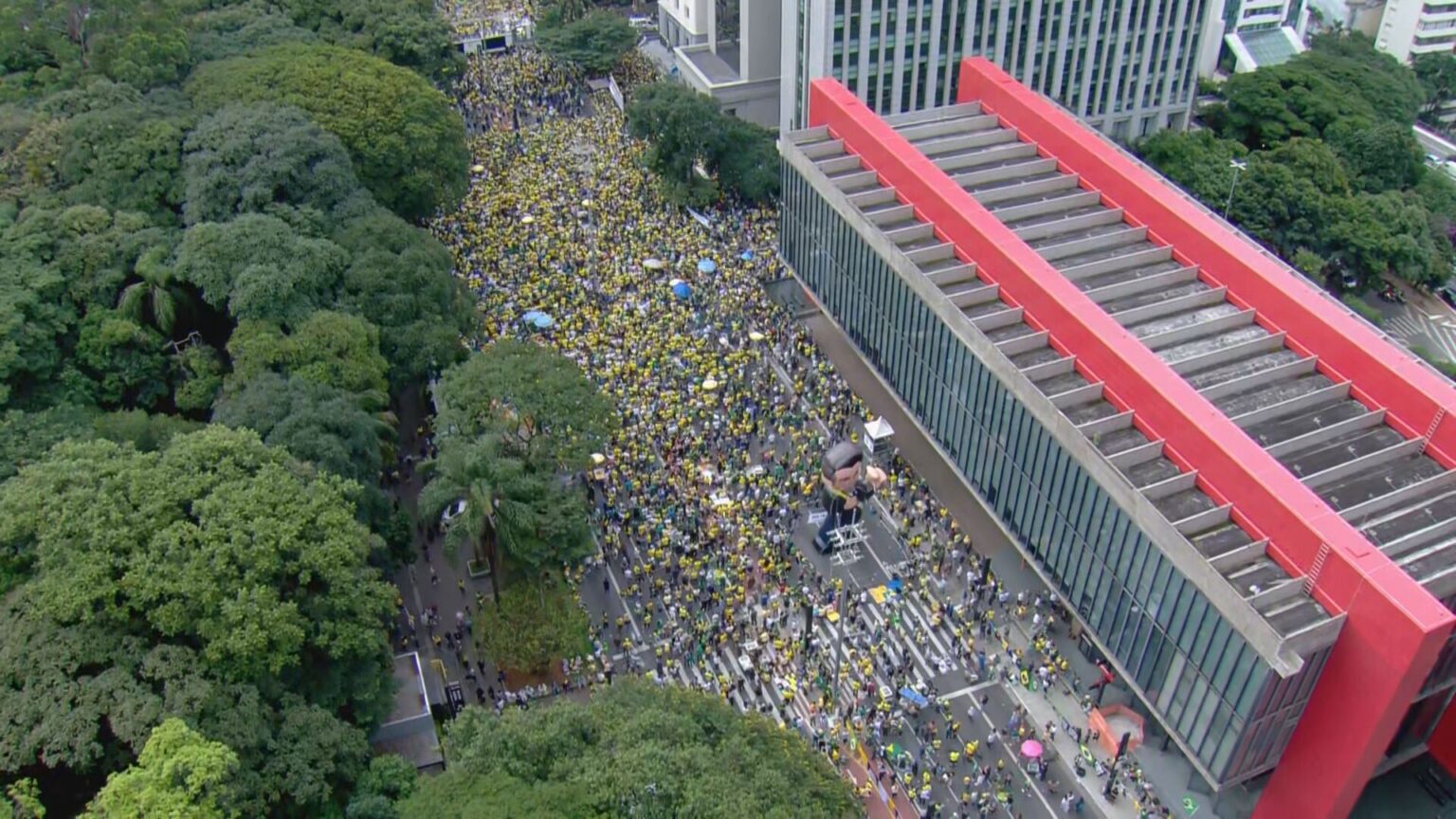 Protestos em SP e Rio: 20,4 mil contra Lula e STF, segundo dados da USP