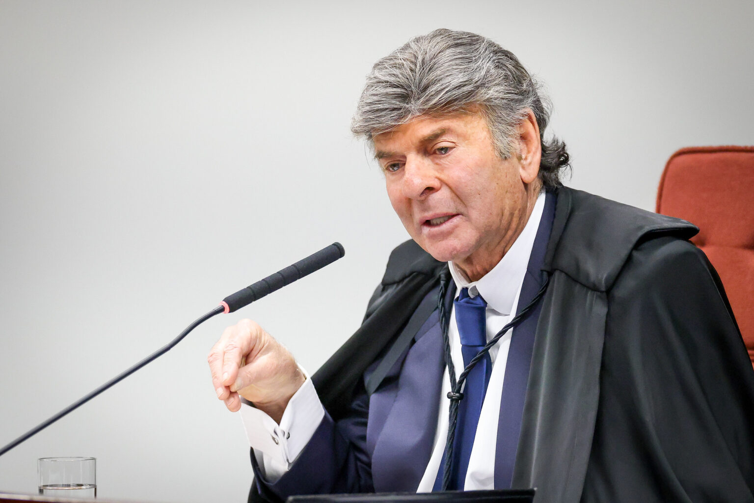 Suspensão das Regras da Alerj por Fux Impacta Eleições Indiretas no Rio Suspensão das Regras da Alerj por Fux Impacta Eleições Indiretas no Rio