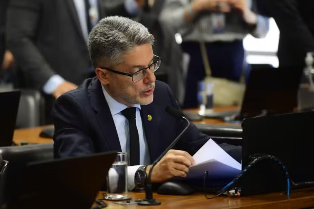 CPI do Crime Organizado Rejeita Relatório Contra Ministros do STF