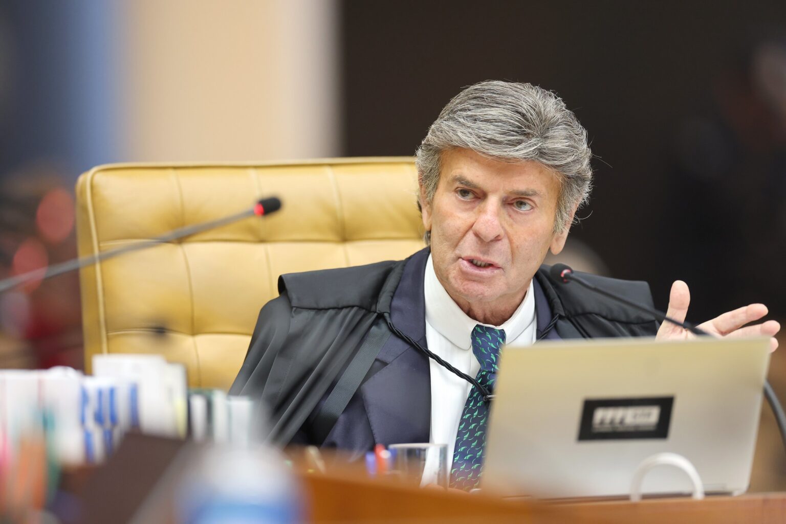 Fux e Gilmar Mendes Levantam Críticas à Política do Rio de Janeiro