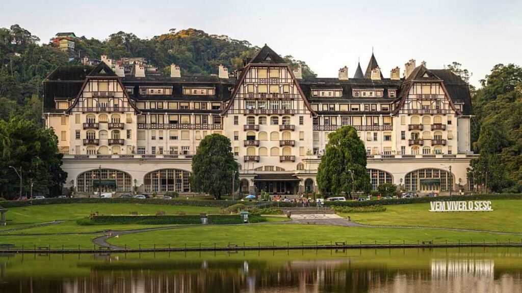 Petrópolis: A Cidade Imperial que Encanta com Seus Palácios e História Petrópolis: A Cidade Imperial que Encanta com Seus Palácios e História