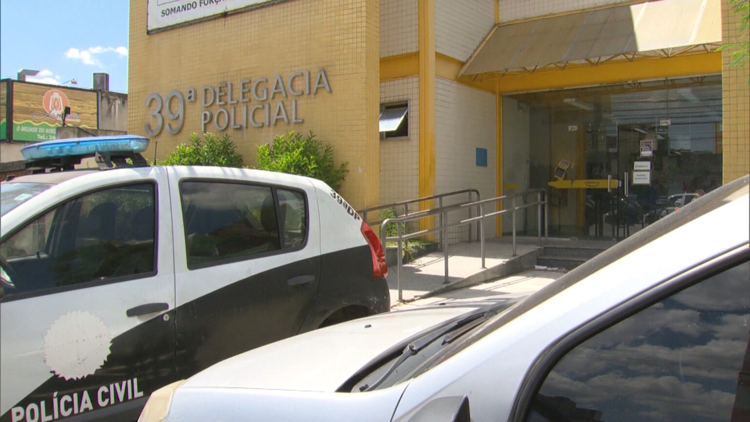 Professor Detido Sob Suspeita de Abuso Sexual Contra Alunas na Zona Norte do Rio Professor Detido Sob Suspeita de Abuso Sexual Contra Alunas na Zona Norte do Rio