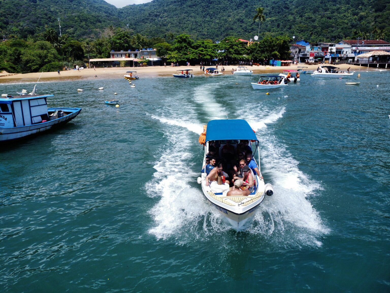 Debate sobre Taxa de Turismo em Angra: Audiência Pública Atraí Atenção de Moradores e Comerciantes Debate sobre Taxa de Turismo em Angra: Audiência Pública Atraí Atenção de Moradores e Comerciantes