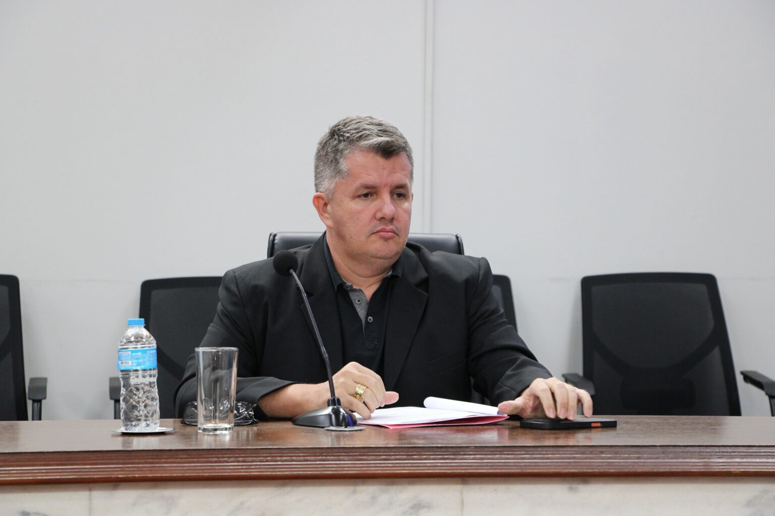 Entenda o Contrato de R$ 15 Milhões para Material Didático em Rio Preto