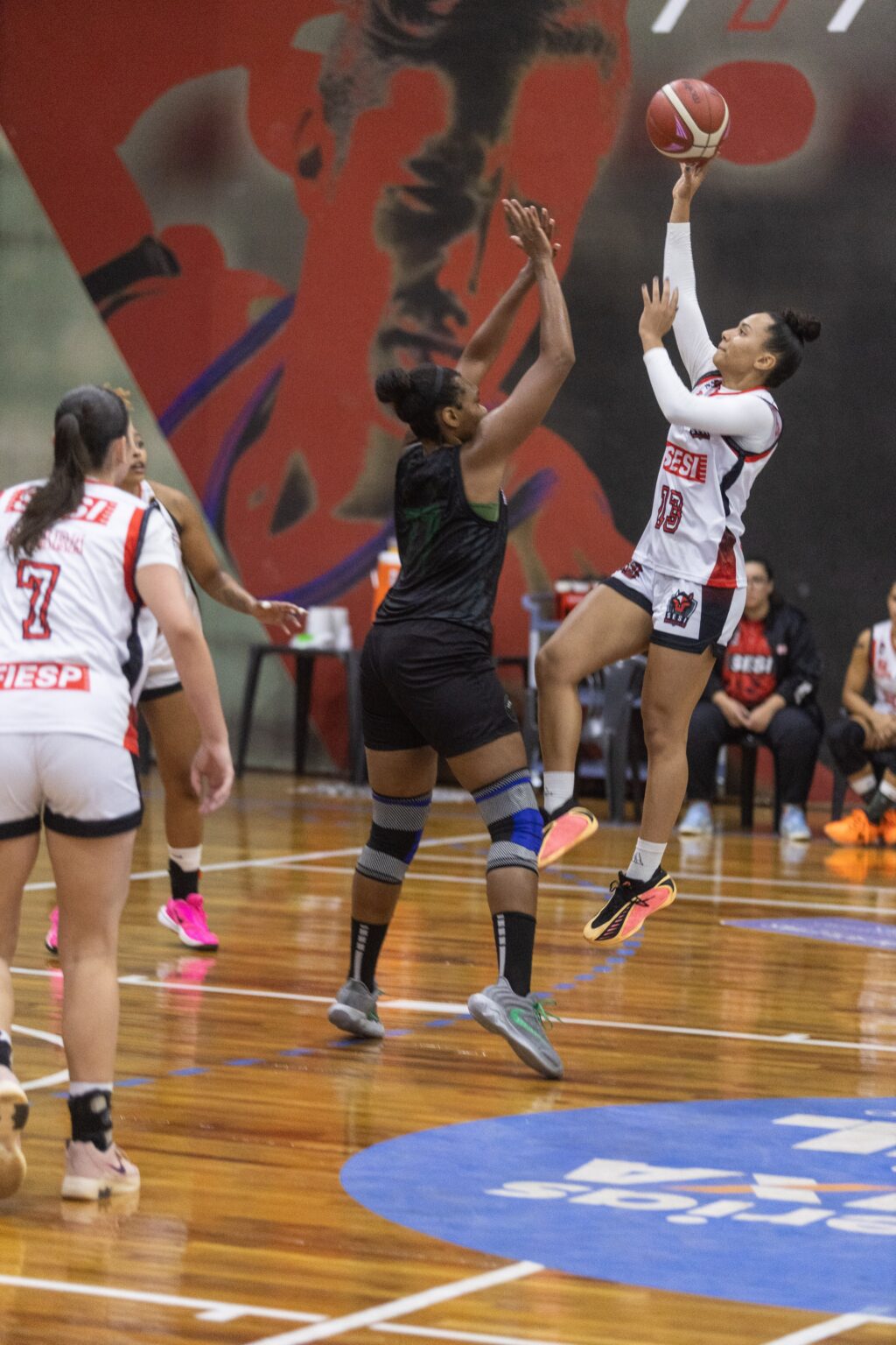 Sesi Araraquara brilha no segundo tempo e derrota Salvador na LBF Sesi Araraquara brilha no segundo tempo e derrota Salvador na LBF