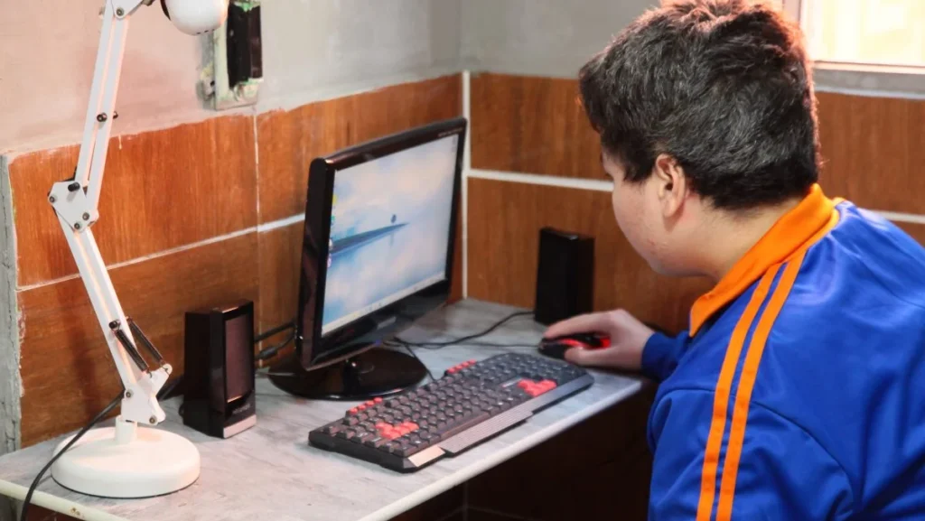 Tecnologia Assistiva Transforma Vida de Estudante com Deficiência Visual em Nova Iguaçu Tecnologia Assistiva Transforma Vida de Estudante com Deficiência Visual em Nova Iguaçu