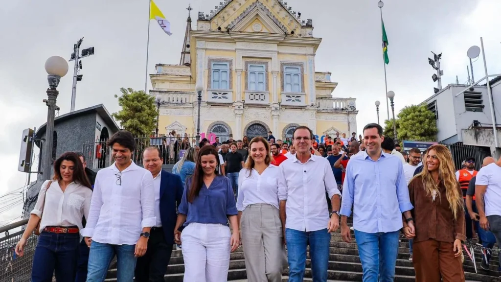 Eduardo Paes amplia liderança na corrida pelo governo do Rio com 37 pontos de vantagem Eduardo Paes amplia liderança na corrida pelo governo do Rio com 37 pontos de vantagem