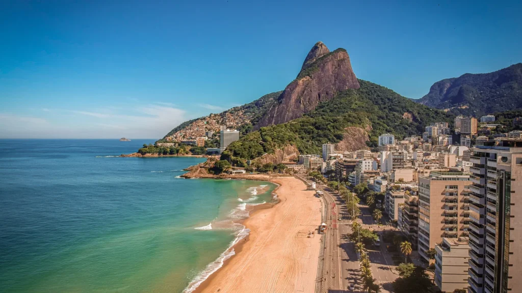 Condomínio mais caro do Rio: veja os bairros com maiores custos e aumentos Condomínio mais caro do Rio: veja os bairros com maiores custos e aumentos