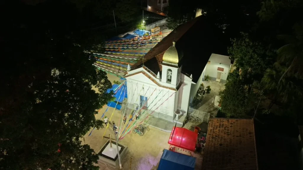 RioLuz renova iluminação da Praça São Roque em Paquetá para festa do padroeiro RioLuz renova iluminação da Praça São Roque em Paquetá para festa do padroeiro