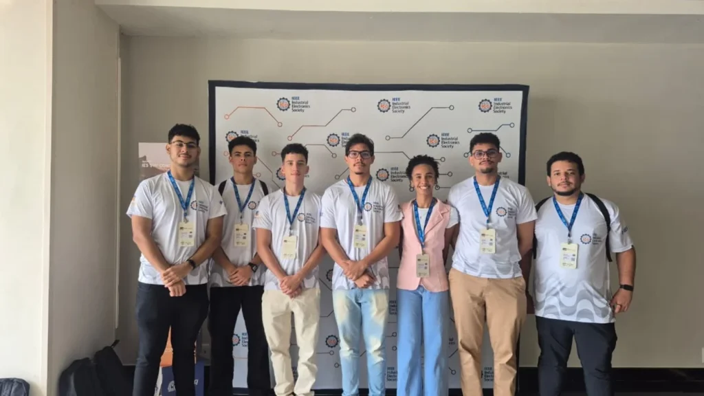 Estudantes da UFS marcam presença em congresso internacional de engenharia no Rio Estudantes da UFS marcam presença em congresso internacional de engenharia no Rio