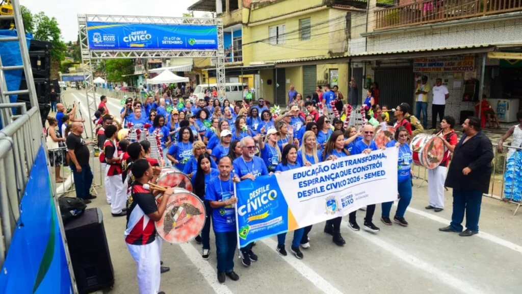 Belford Roxo inicia Semana da Pátria com Desfile Cívico no Jardim Redentor Belford Roxo inicia Semana da Pátria com Desfile Cívico no Jardim Redentor