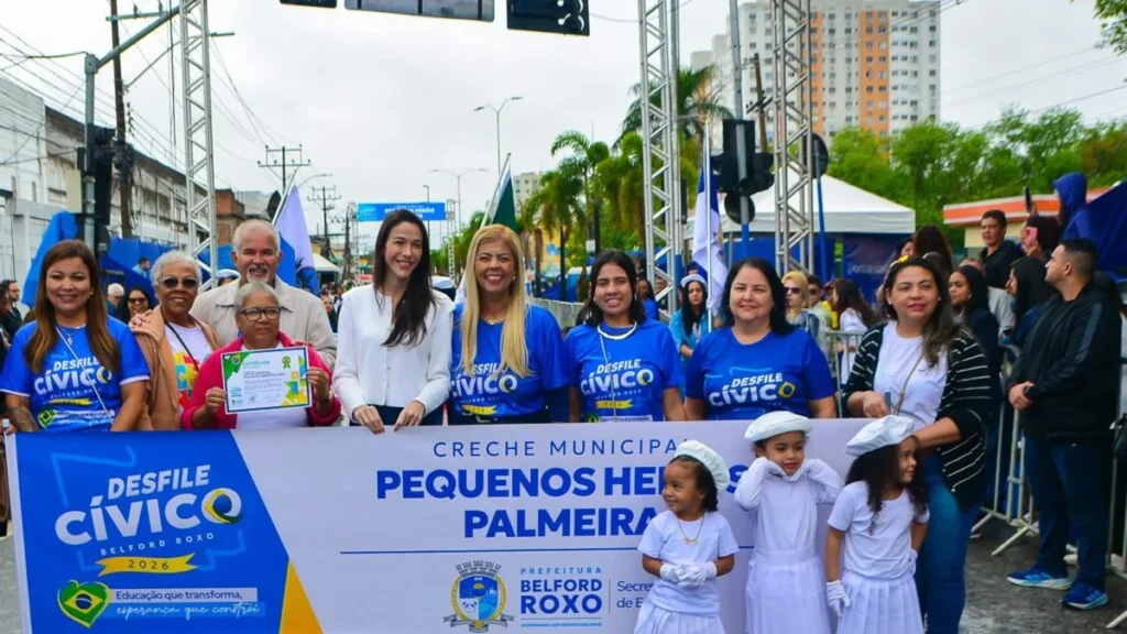 Belford Roxo encerra Semana da Pátria com desfile cívico e participação de três mil pessoas
