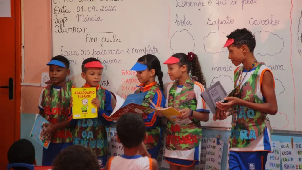 Projetos de Leitura Impulsionam Alfabetização em Nova Iguaçu com Estratégias Inovadoras Projetos de Leitura Impulsionam Alfabetização em Nova Iguaçu com Estratégias Inovadoras