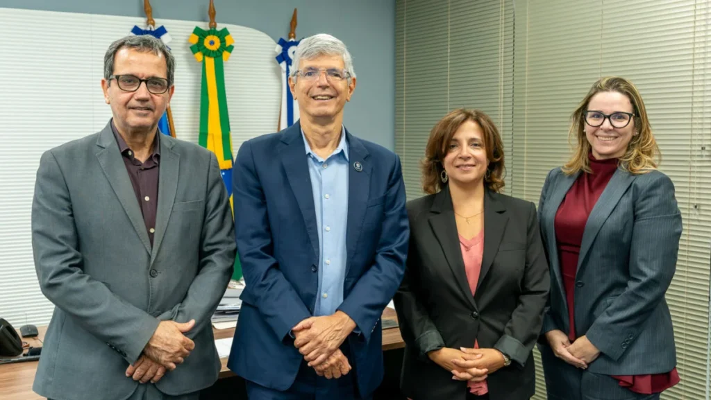 UFRJ e Consulado de Portugal fortalecem cooperação acadêmica e cultural com foco em mobilidade e pesquisa UFRJ e Consulado de Portugal fortalecem cooperação acadêmica e cultural com foco em mobilidade e pes