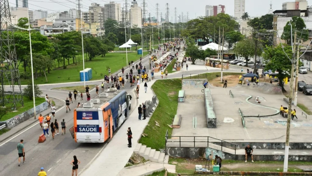 Via Light em Nova Iguaçu se transforma em espaço de lazer aos domingos para toda a família Via Light em Nova Iguaçu se transforma em espaço de lazer aos domingos para toda a família