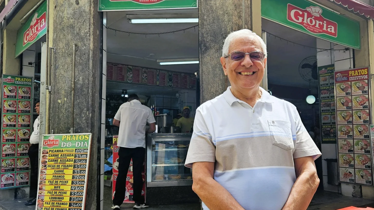 Bar Glória: 80 Anos de Resistência e Tradição no Comércio do Centro do Rio Bar Glória: 80 Anos de Resistência e Tradição no Comércio do Centro do Rio