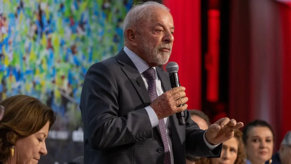 Lula escolhe caminhada no Rio para reforçar campanha presidencial Lula escolhe caminhada no Rio para reforçar campanha presidencial