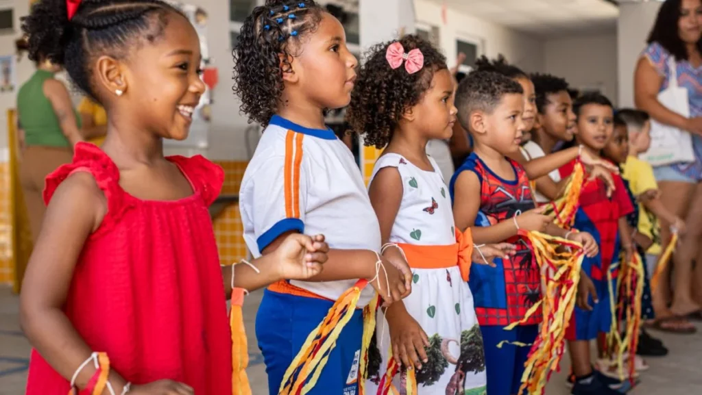 Semana da Criança na Creche Municipal de Nova Iguaçu une diversão e aprendizado para crianças e famí