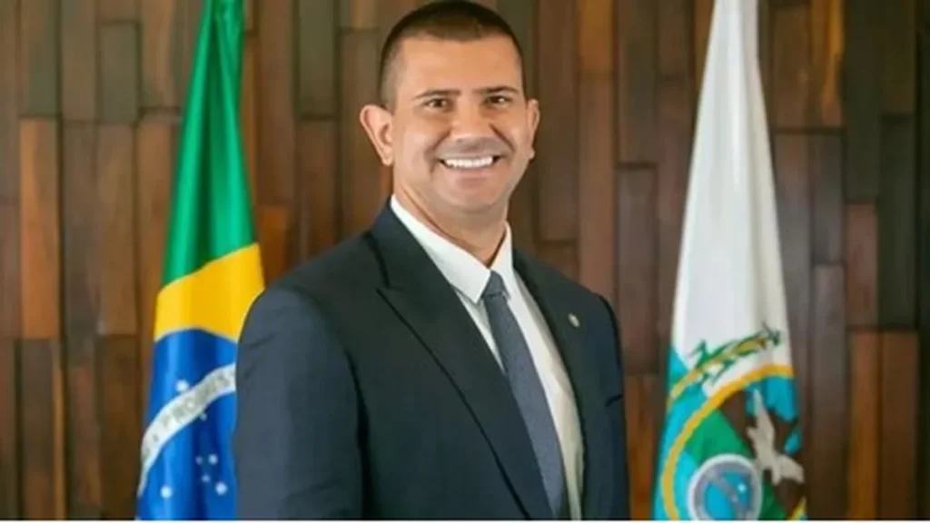 TRE confirma Douglas Ruas governador do Rio no primeiro turno após recontagem