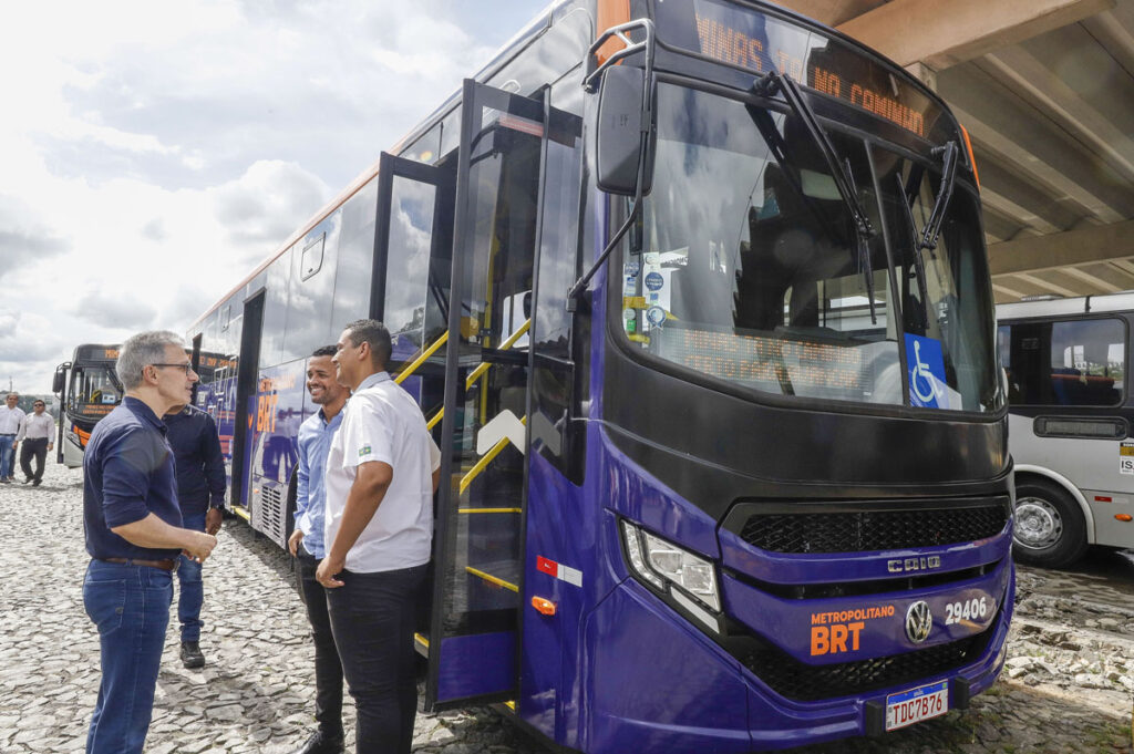 Aumento das Tarifas de Ônibus em Minas: Indústrias se Manifestam contra Reajuste Elevado Aumento das Tarifas de Ônibus em Minas: Indústrias se Manifestam contra Reajuste Elevado