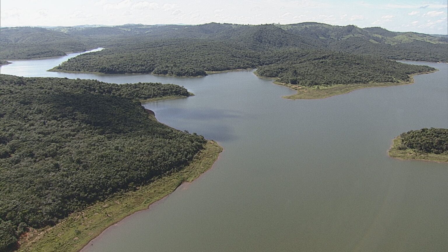 Cidades da Grande BH Enfrentam Crise Hídrica: Reservatórios com Menos de 50% da Capacidade Cidades da Grande BH Enfrentam Crise Hídrica: Reservatórios com Menos de 50% da Capacidade