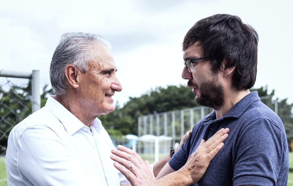 Tite e suas Estratégias para o Cruzeiro: Mercado em Foco Tite e suas Estratégias para o Cruzeiro: Mercado em Foco