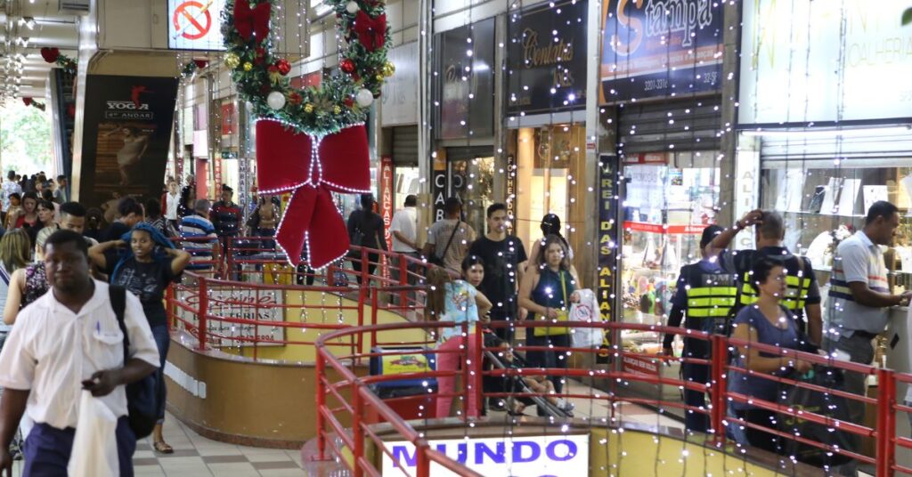 Troca de Presentes Fomenta Comércio em Belo Horizonte; Dicas para o Consumidor Troca de Presentes Fomenta Comércio em Belo Horizonte; Dicas para o Consumidor