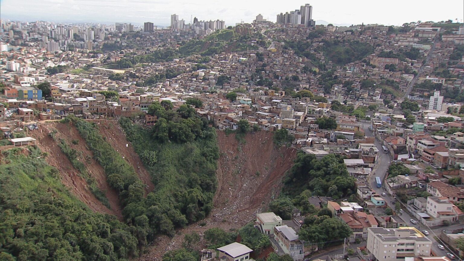 Alerta de Risco Geológico em Belo Horizonte: Chuva Intensifica Perigos