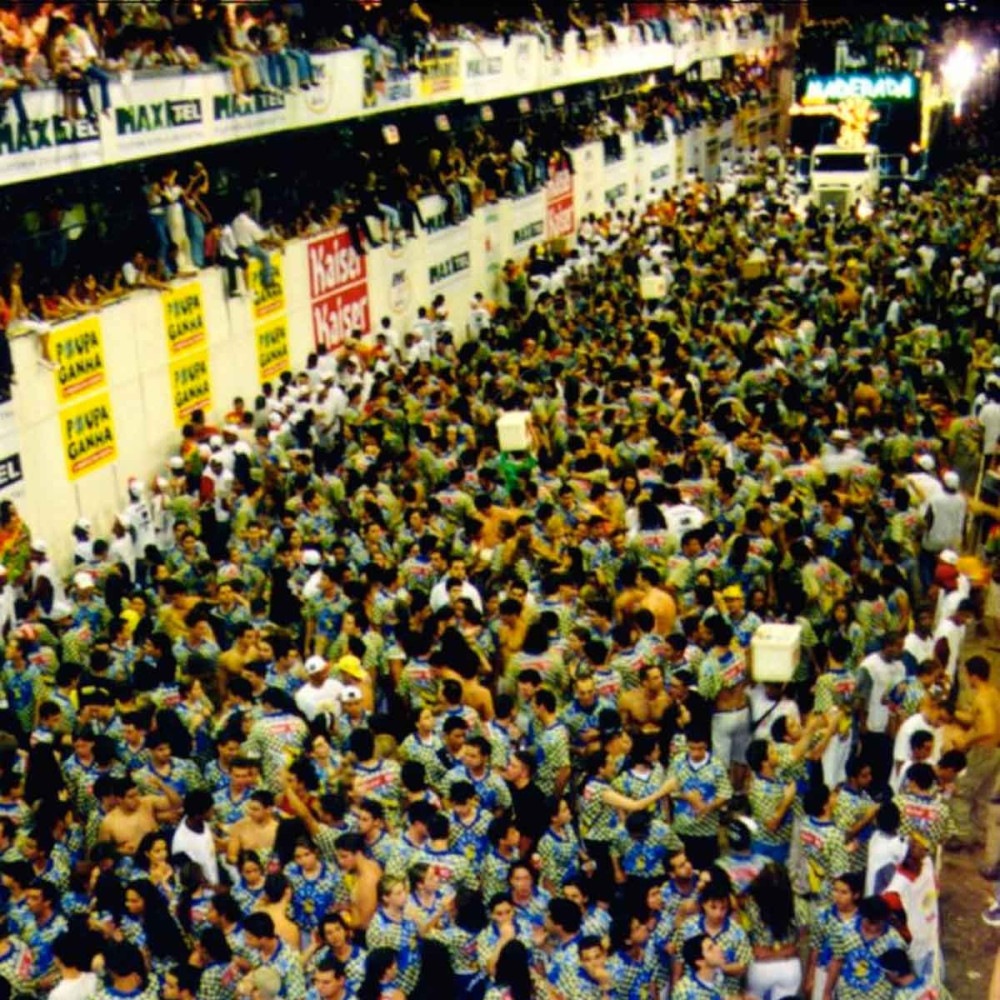 Blocos do Carnabelô Revivem a Magia do Carnaval em Belo Horizonte Blocos do Carnabelô Revivem a Magia do Carnaval em Belo Horizonte