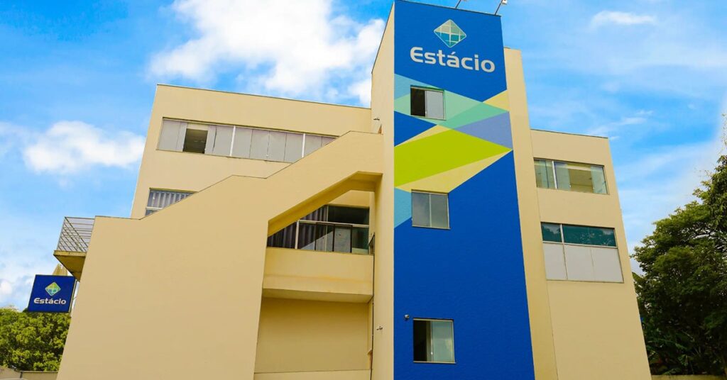 Estácio Fortalece Presença em Minas Gerais com Novos Cursos Técnicos