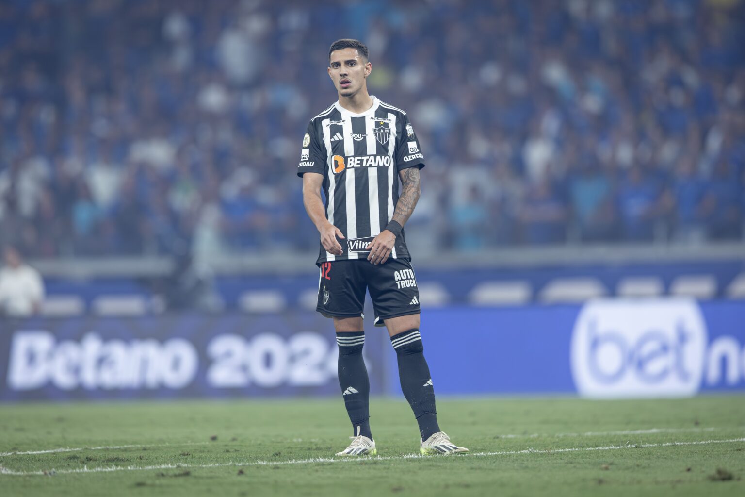 Fortaleza e Goiás lutam pela contratação do atacante Cadu, do Atlético-MG