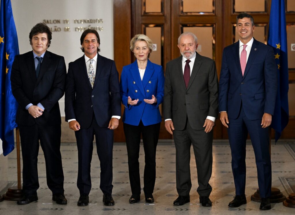 Impactos do Acordo Mercosul-União Europeia: A Visão Crítica dos Especialistas Impactos do Acordo Mercosul-União Europeia: A Visão Crítica dos Especialistas