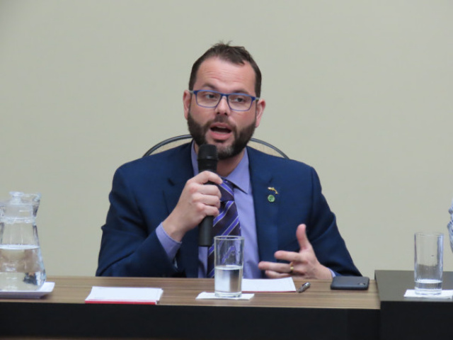Julgamento no TSE pode resultar na cassação do senador Jorge Seif Julgamento no TSE pode resultar na cassação do senador Jorge Seif