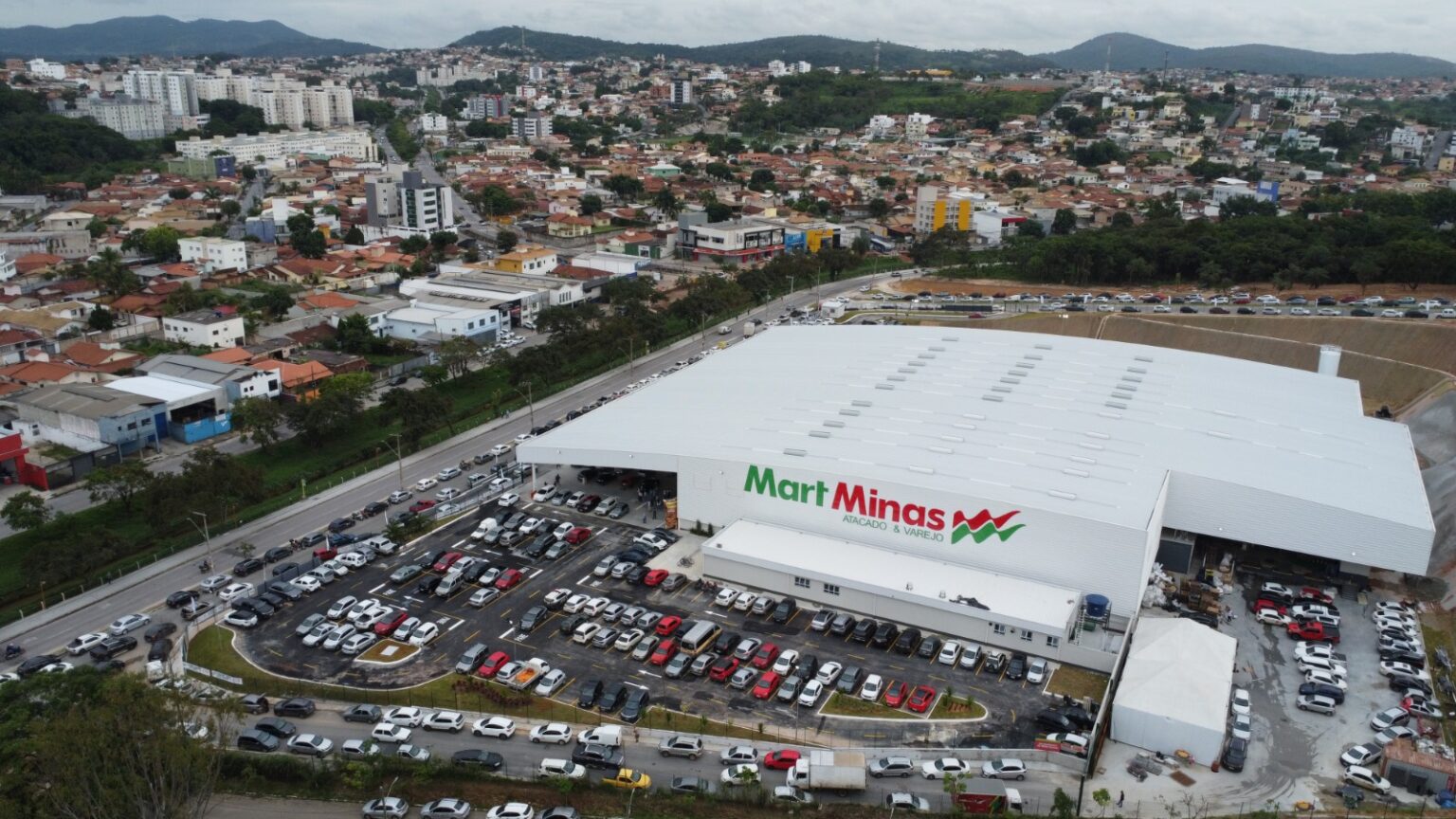 Mart Minas Oferece Oportunidades de Liderança em BH com Salário de R$ 8.000 Mart Minas Oferece Oportunidades de Liderança em BH com Salário de R$ 8.000