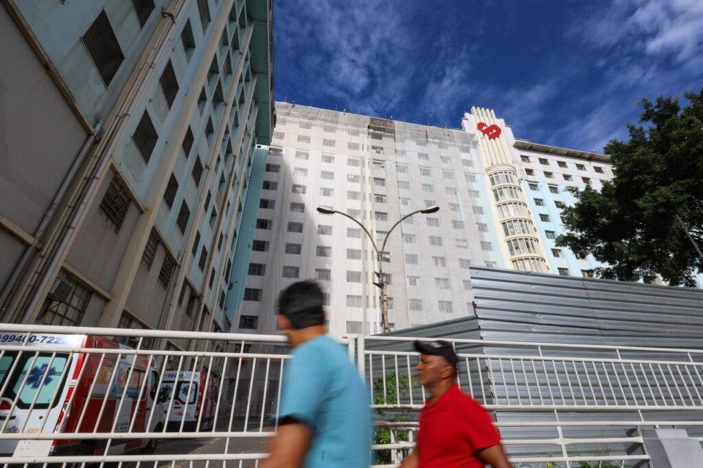 Santa Casa e HMAL: A Terceirização Que Divide Opiniões e Desperta Preocupações Santa Casa e HMAL: A Terceirização Que Divide Opiniões e Desperta Preocupações