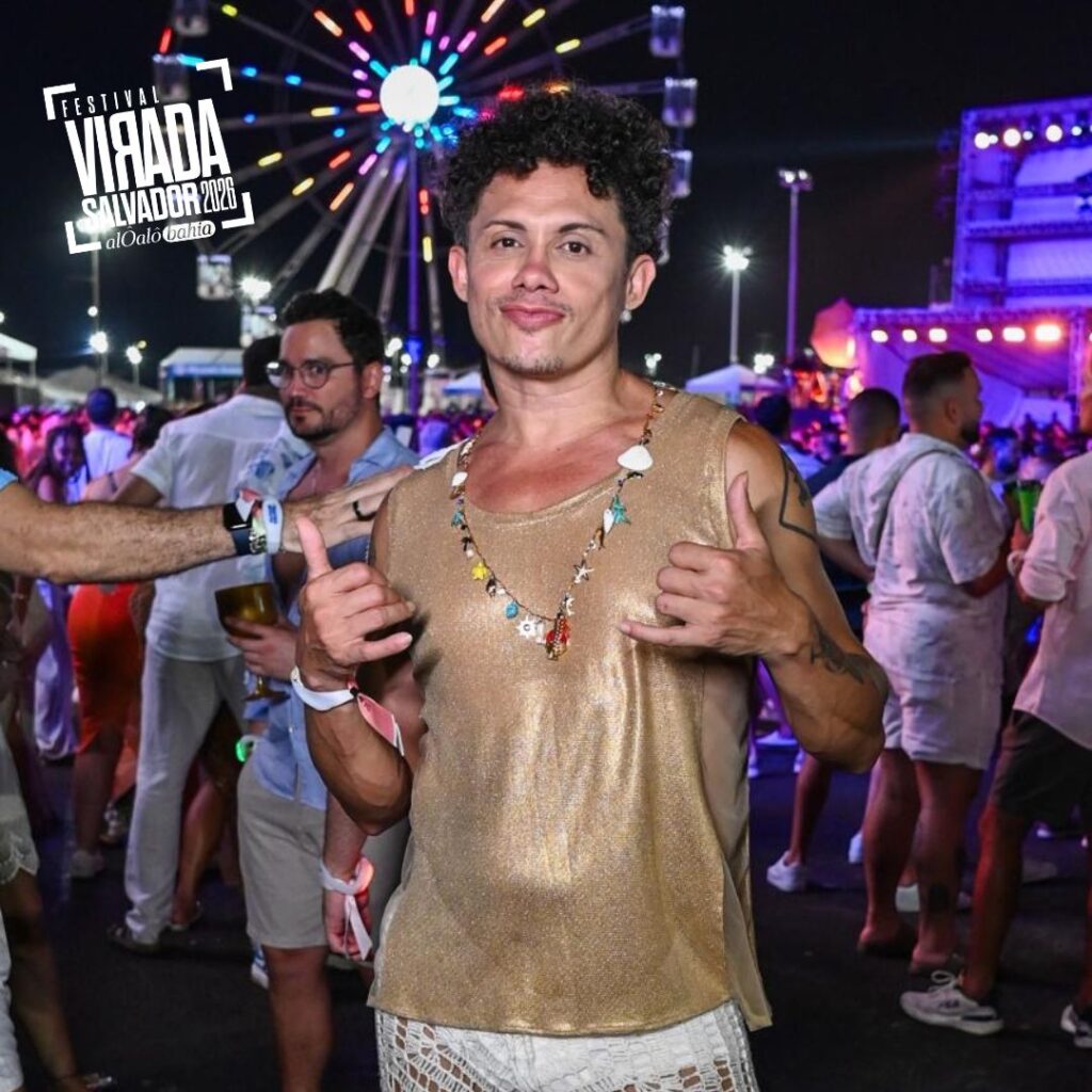 Silvero Pereira Celebra Réveillon em Salvador e Exalta o Carnaval Baiano: "É o Melhor do Mundo"