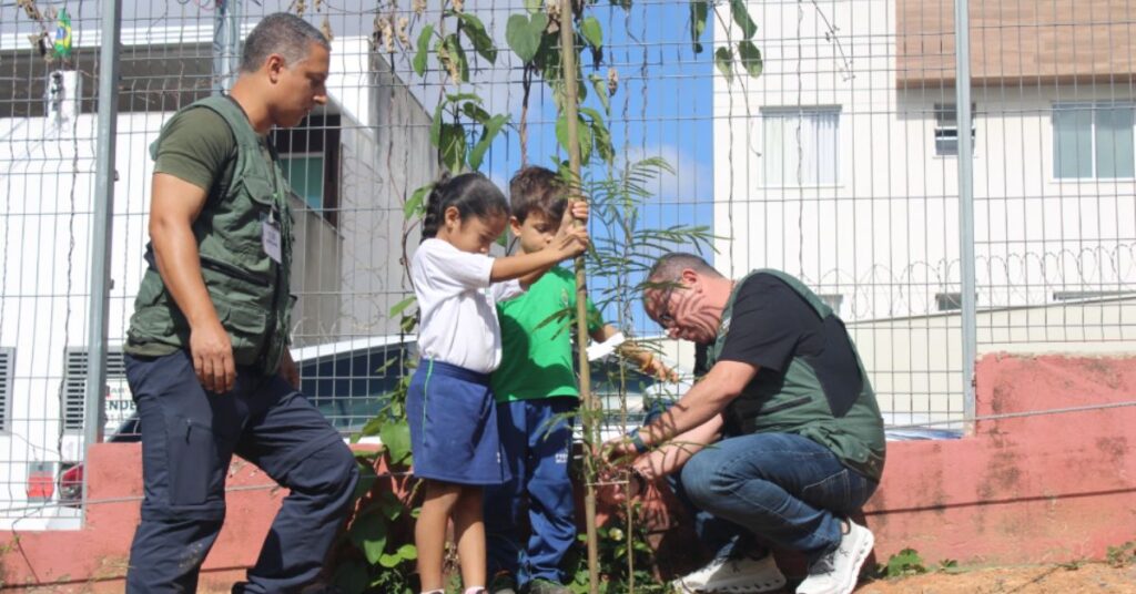 Belo Horizonte Avança em Educação Ambiental com Biofábricas e Ecoflorestas