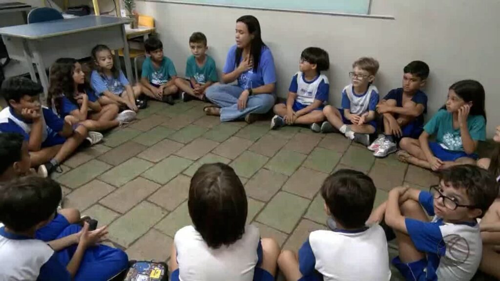 Centro-Oeste de MG: Desafios na Escolarização do Ensino Fundamental em 2024