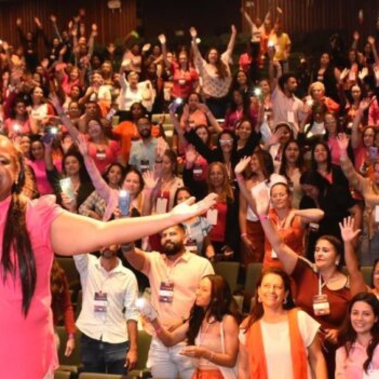 Confeitar Brasil: O Maior Evento de Confeitaria do País Atraí 15 Mil Pessoas em BH Confeitar Brasil: O Maior Evento de Confeitaria do País Atraí 15 Mil Pessoas em BH