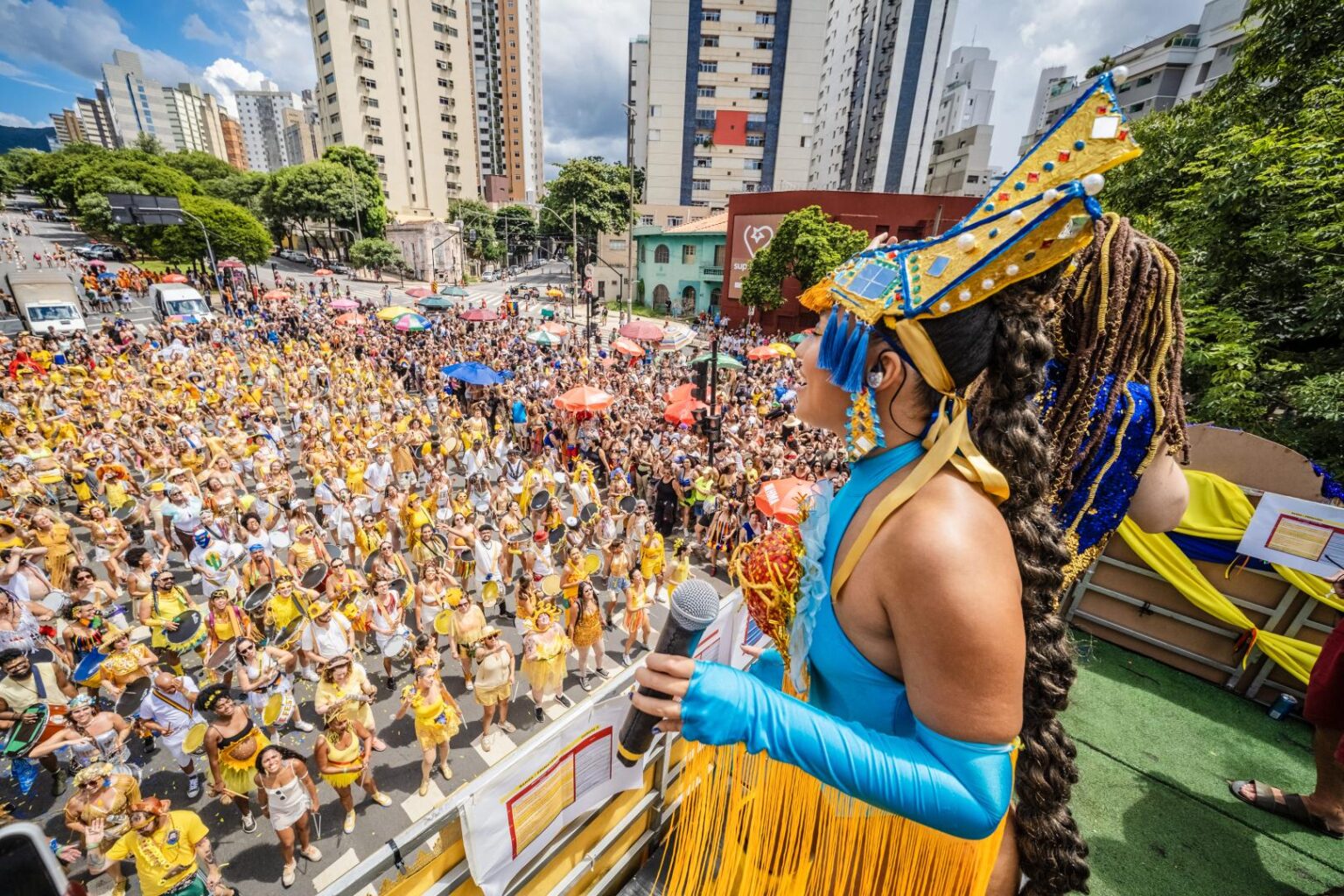 Faturamento do Carnaval Impulsiona Comércio e Microempreendedores em Belo Horizonte Faturamento do Carnaval Impulsiona Comércio e Microempreendedores em Belo Horizonte