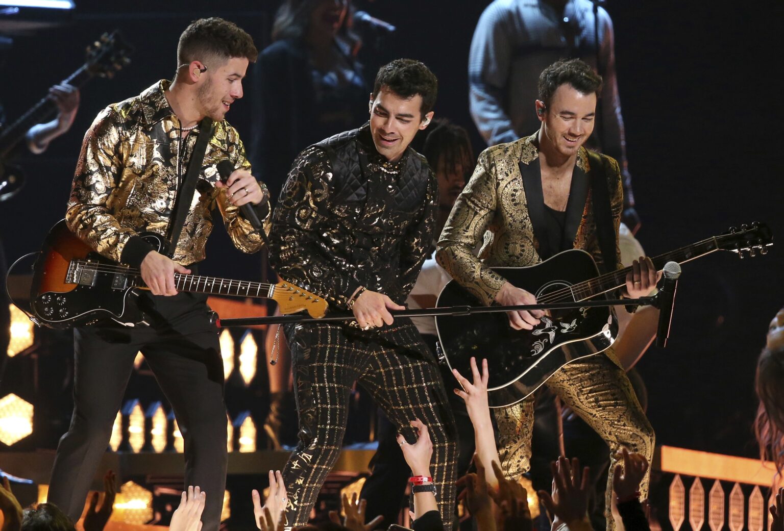 Jonas Brothers Retornam ao Brasil em Show Imperdível - Prepare-se!