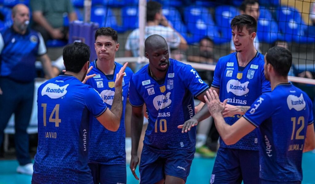 Minas Vence Ciudad Voley de Virada com Léo Lukas em Grande Estilo e Avança para a Semifinal do Sul-Americano Minas Vence Ciudad Voley de Virada com Léo Lukas em Grande Estilo e Avança para a Semifinal do Sul-A