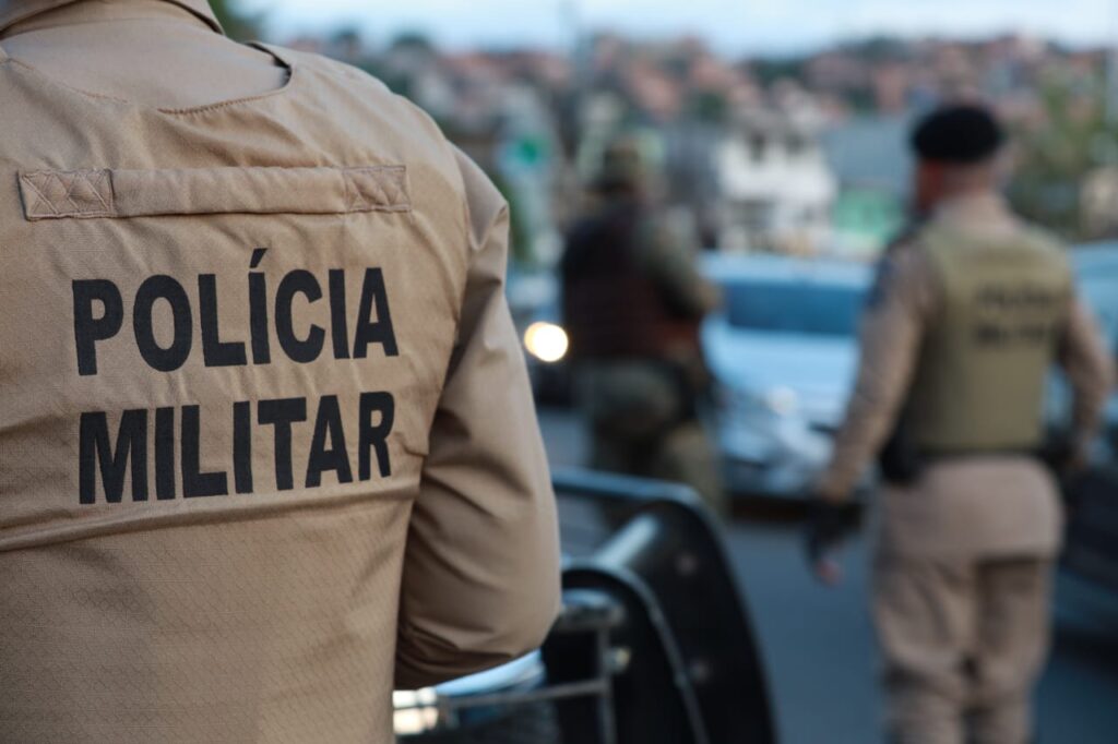 Mudanças no Comando da Polícia Militar da Bahia em Resposta à Violência em Salvador