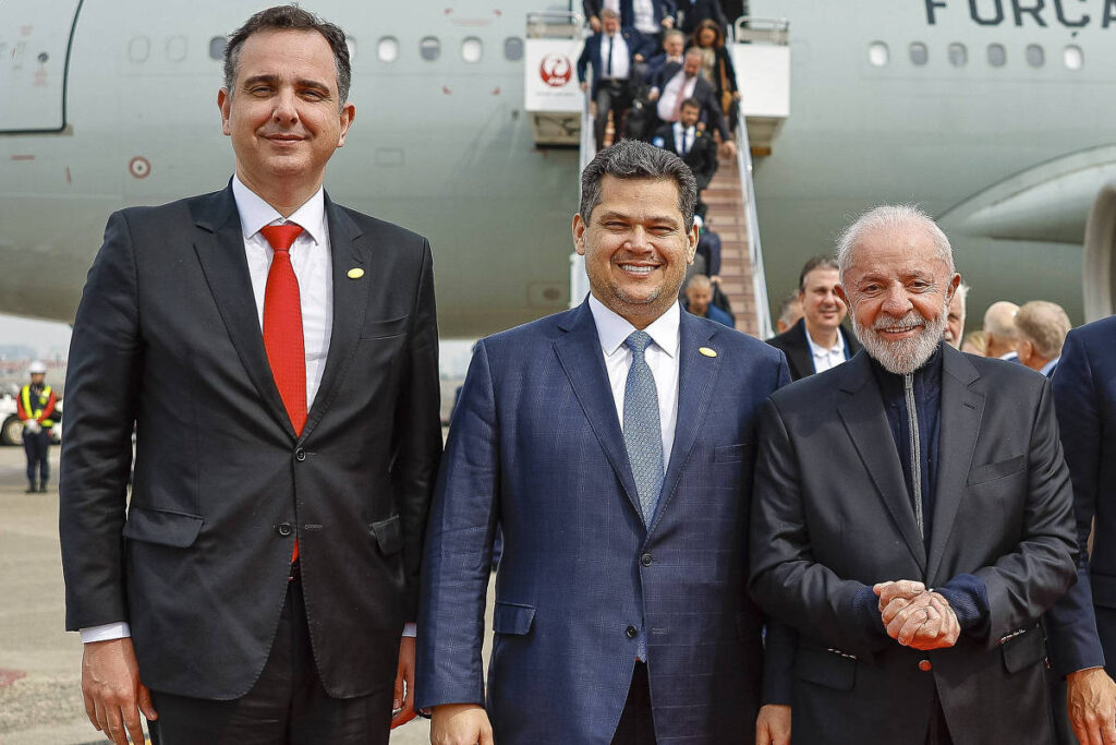 Pacheco e Lula: Encontro Para Discutir Candidatura em Minas Após Troca de Partido Pacheco e Lula: Encontro Para Discutir Candidatura em Minas Após Troca de Partido