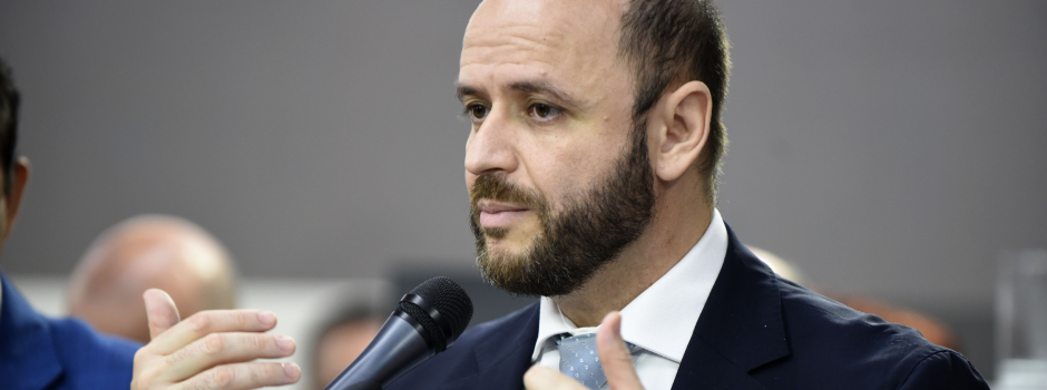 Secretaria de Educação de Minas Gerais Apresenta Avanços em Audiência Pública Secretaria de Educação de Minas Gerais Apresenta Avanços em Audiência Pública