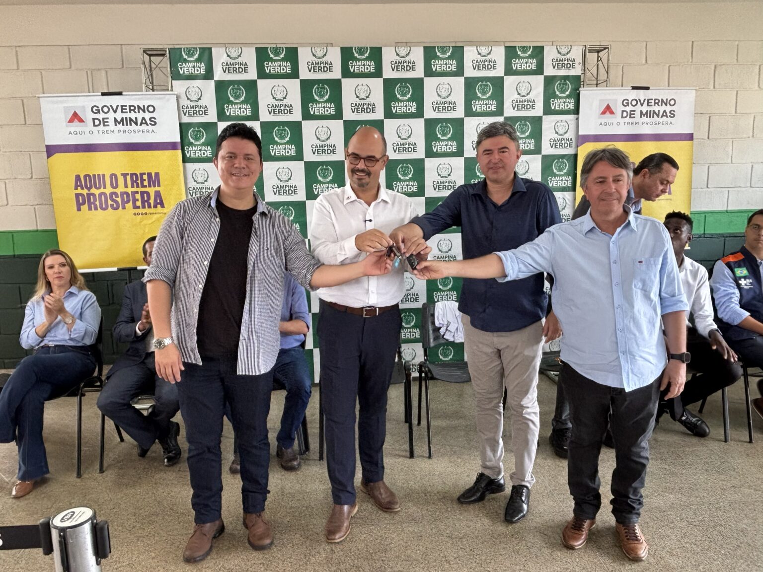 Transformação nos Transportes: Minas Gerais Entrega Micro-ônibus ao Programa Transporta SUS em Campina Verde Transformação nos Transportes: Minas Gerais Entrega Micro-ônibus ao Programa Transporta SUS em Campi
