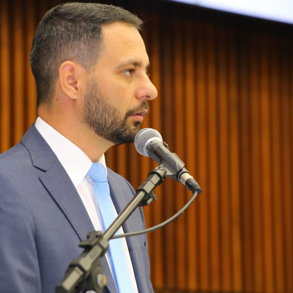 Vereador Retira Projeto sobre Legendários em BH: ‘Preconceito’ e Politização Vereador Retira Projeto sobre Legendários em BH: ‘Preconceito’ e Politização