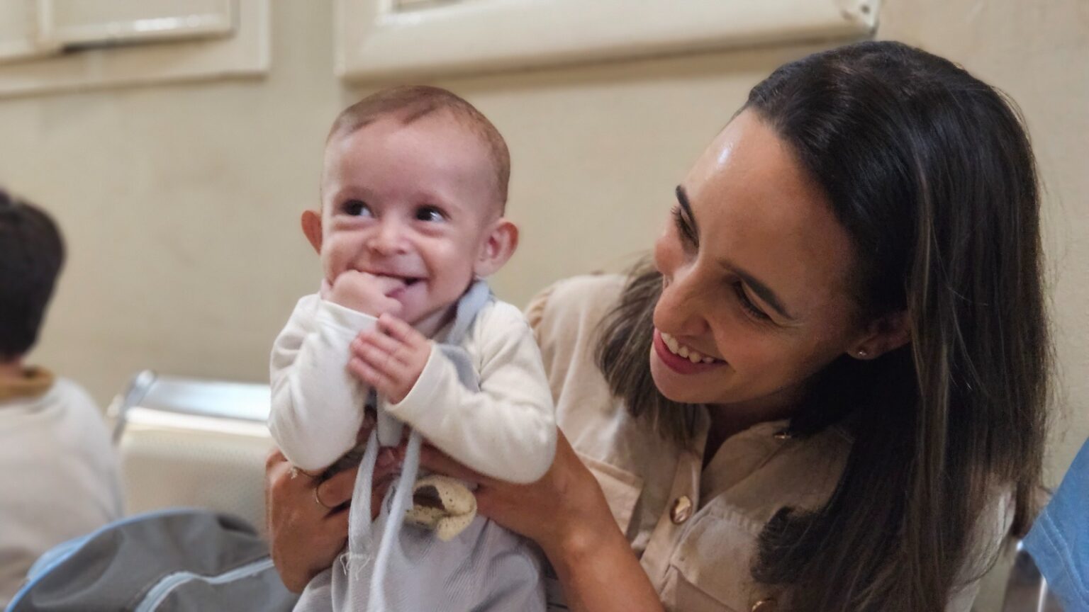 Bebê Vence Desafios de Saúde com Atendimento Humanizado na Maternidade Odete Valadares Bebê Vence Desafios de Saúde com Atendimento Humanizado na Maternidade Odete Valadares