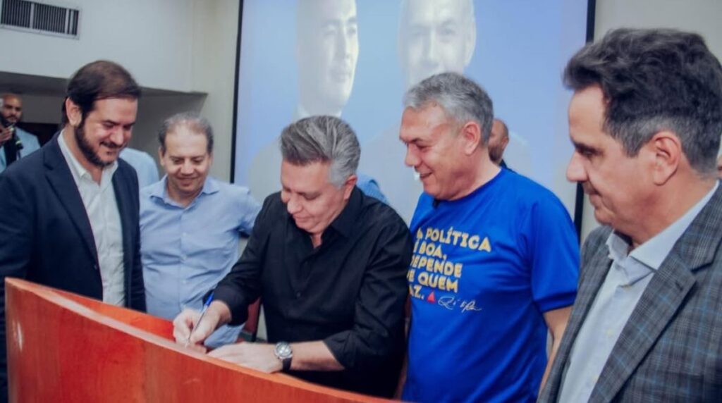 Damião é o Novo Coordenador da União-PP em Minas Gerais: Um Marco Estratégico Damião é o Novo Coordenador da União-PP em Minas Gerais: Um Marco Estratégico